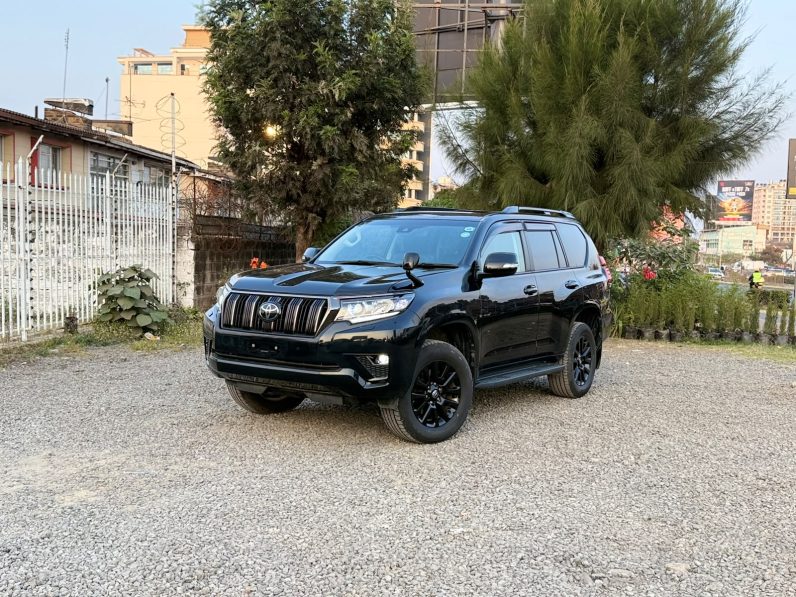 
								Toyota landcruiser prado TX full									