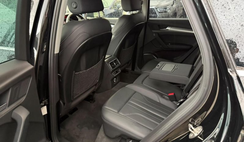
								Audi Q5 S-line full									