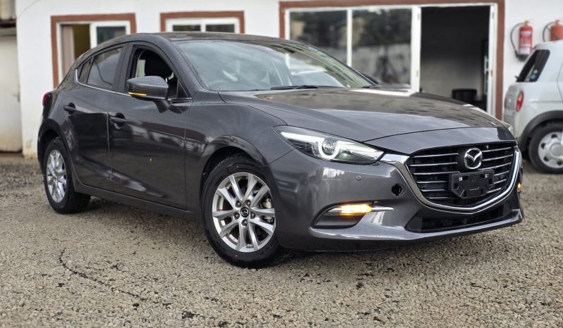 
								MAZDA AXELA full									