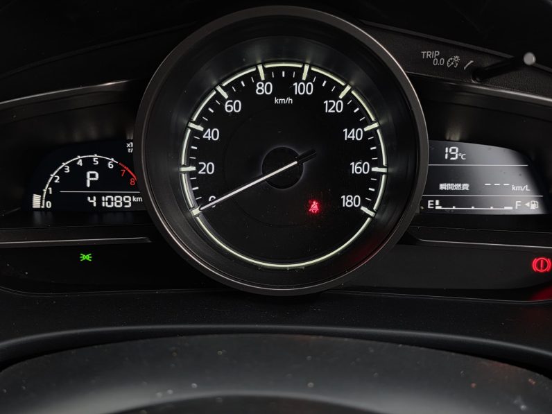 
								MAZDA AXELA full									