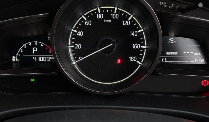 
								MAZDA AXELA full									