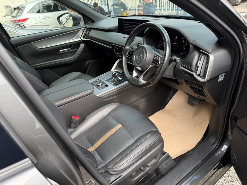 
								Mazda CX-60 full									