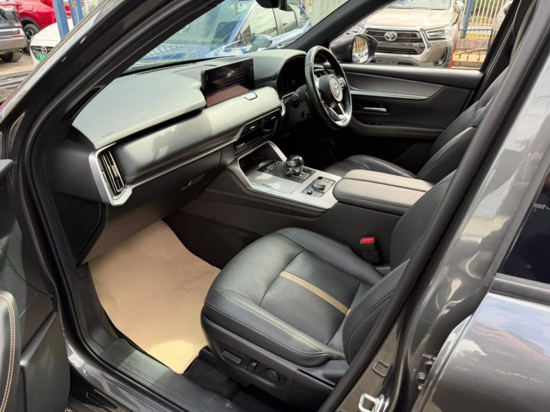 
								Mazda CX-60 full									
