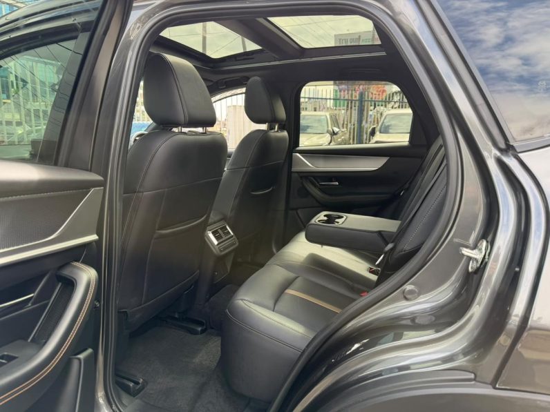 
								Mazda CX-60 full									