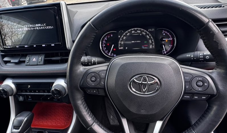 
								Toyota Rav4 Adventure full									