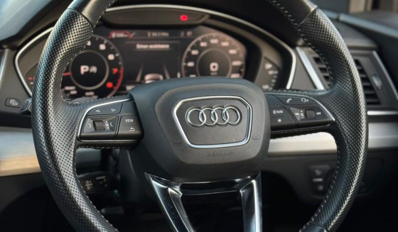 
								Audi Q5 full									