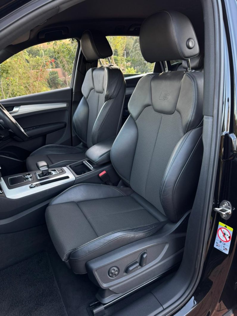 
								Audi Q5 full									