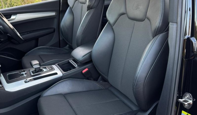 
								Audi Q5 full									