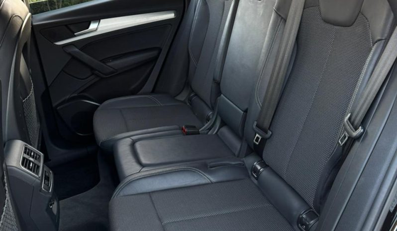 
								Audi Q5 full									