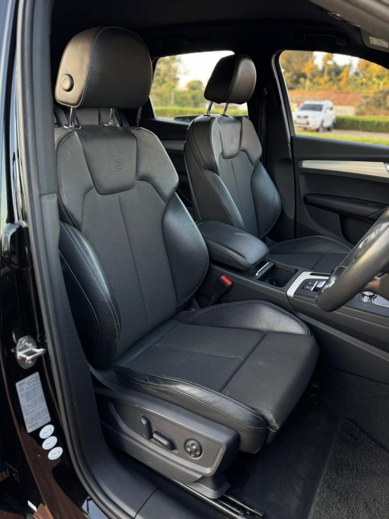 
								Audi Q5 full									