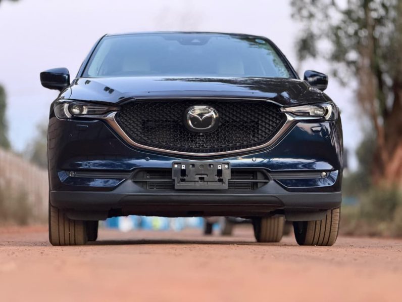 
								Mazda CX5 full									