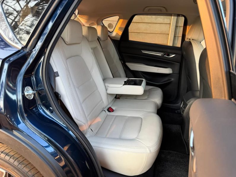 
								Mazda CX5 full									