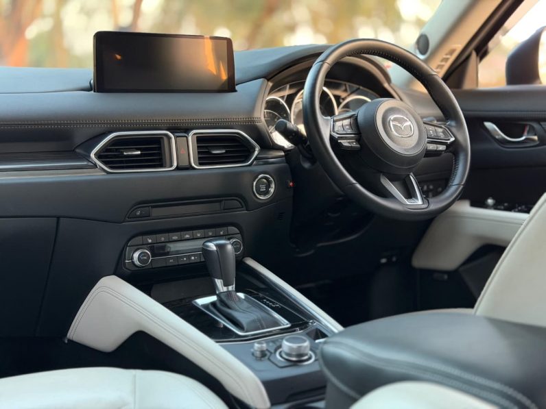 
								Mazda CX5 full									