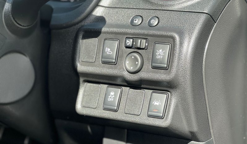 
								Nissan Note full									