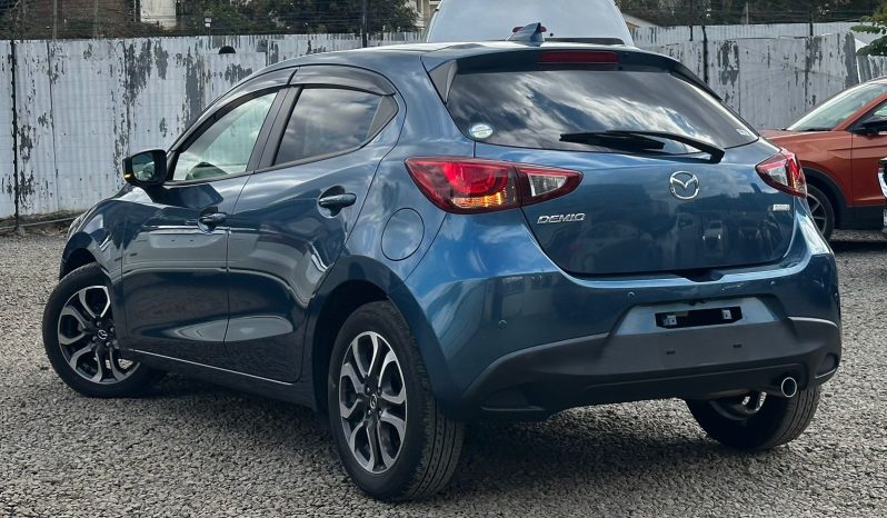 
								MAZDA DEMIO full									