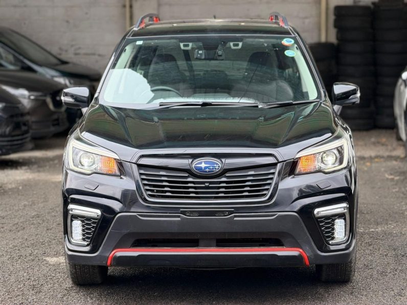 
								Subaru Forester full									