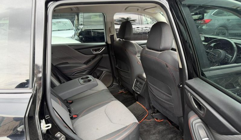 
								Subaru Forester full									