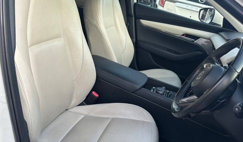 
								MAZDA 3 full									