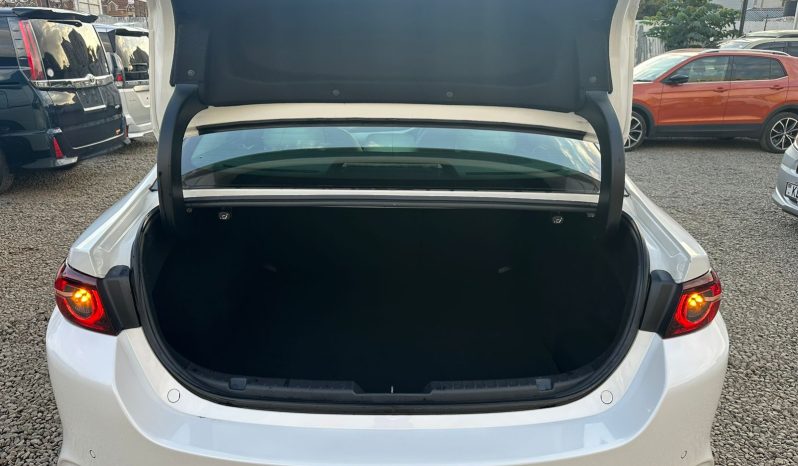 
								MAZDA 3 full									