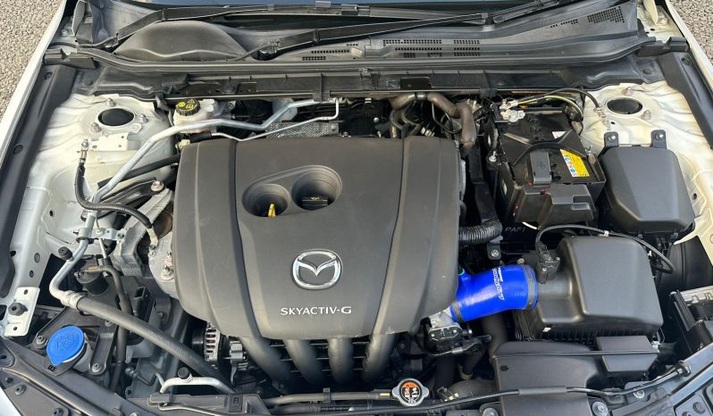 
								MAZDA 3 full									