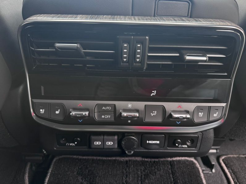 
								land cruiser LC300 ZX full									