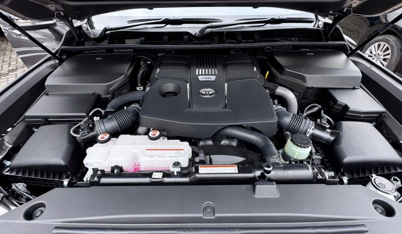 
								land cruiser LC300 ZX full									