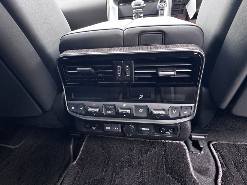 
								land cruiser LC300 ZX full									