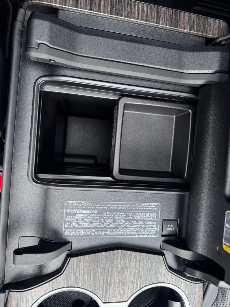 
								land cruiser LC300 ZX full									