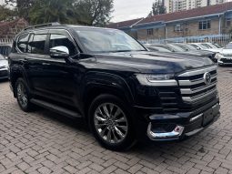 Toyota Land Cruiser LC300 ZX