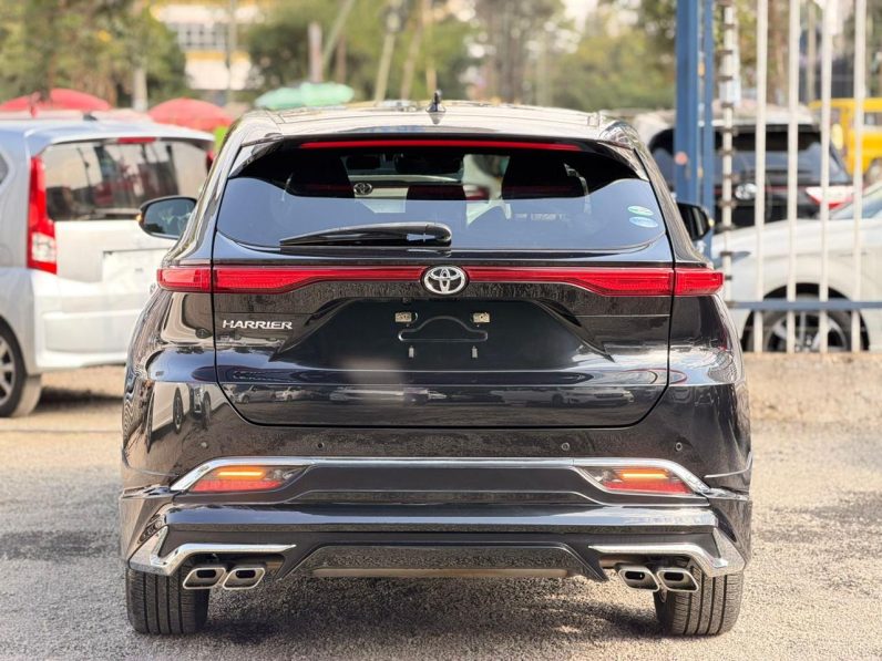 
								Toyota Harrier Z Premium full									