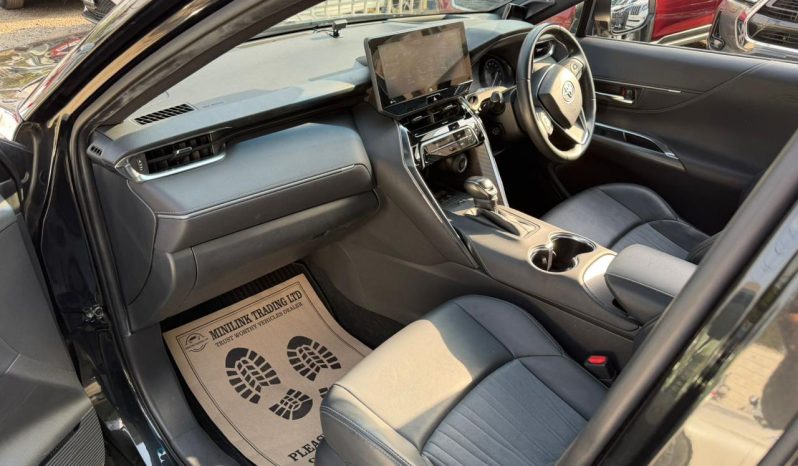 
								Toyota Harrier Z Premium full									