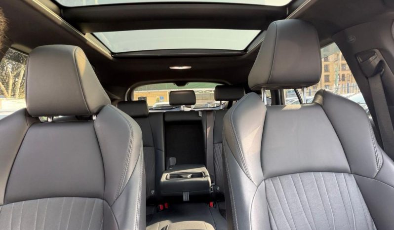 
								Toyota Harrier Z Premium full									
