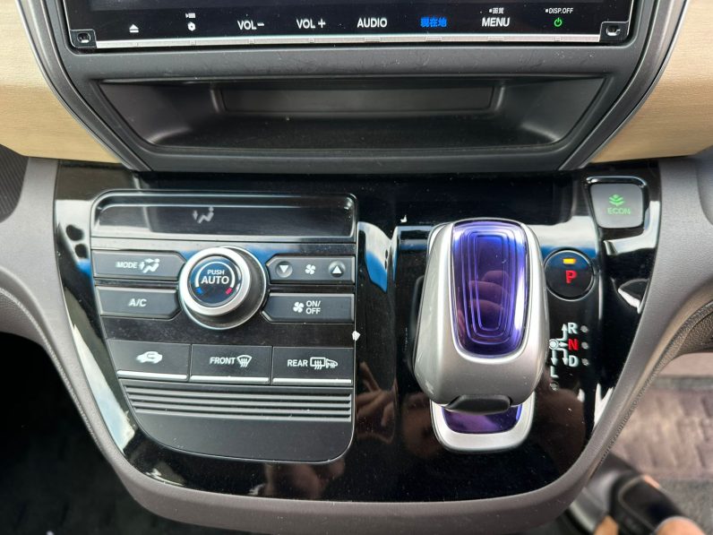 
								HONDA FREED full									