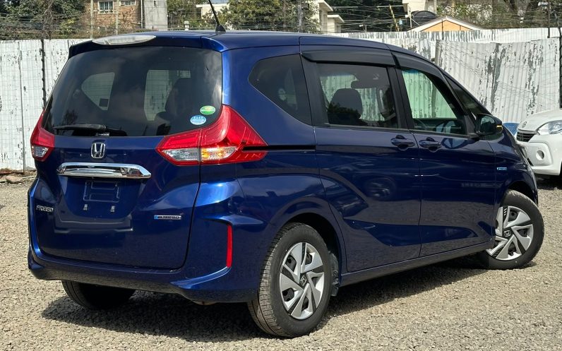 
								HONDA FREED full									