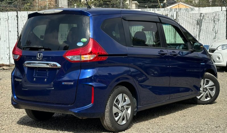 
								HONDA FREED full									