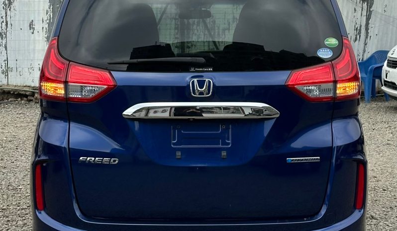 
								HONDA FREED full									