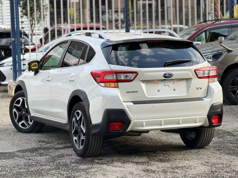 
								Subaru XV full									