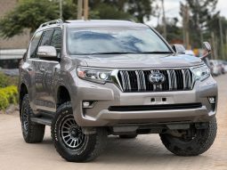 Toyota landcruiser prado TXL