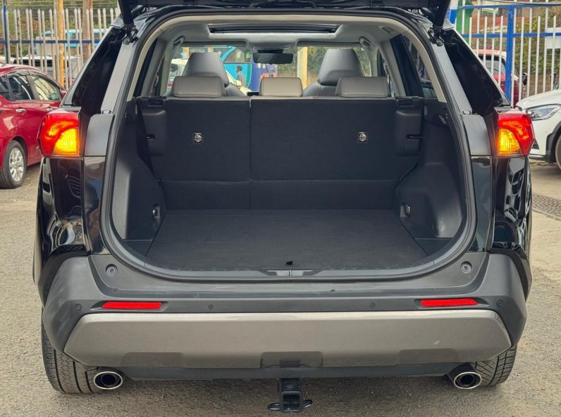 
								TOYOTA RAV4 full									