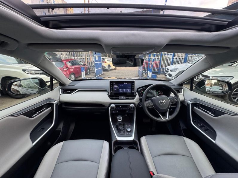 
								TOYOTA RAV4 full									