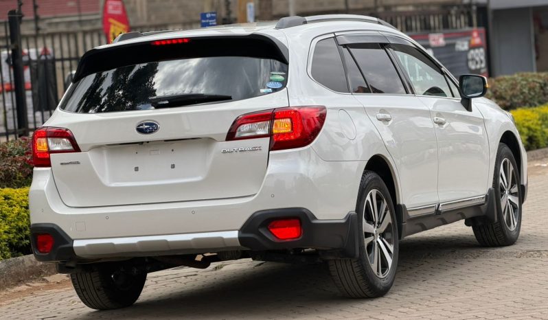 
								Subaru Outback full									