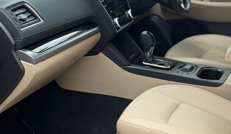 
								Subaru Outback full									