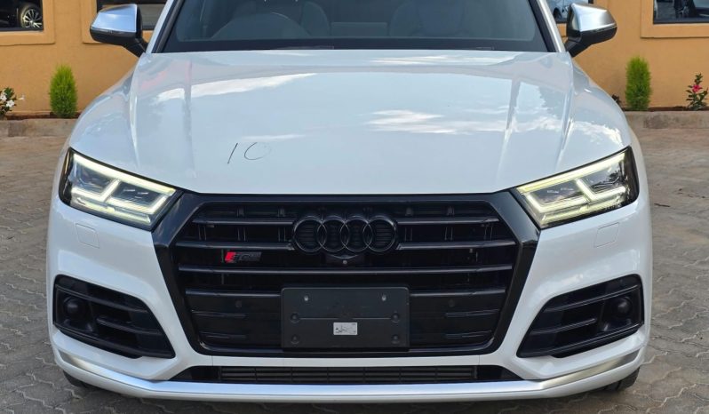 
								AUDI SQ5 full									