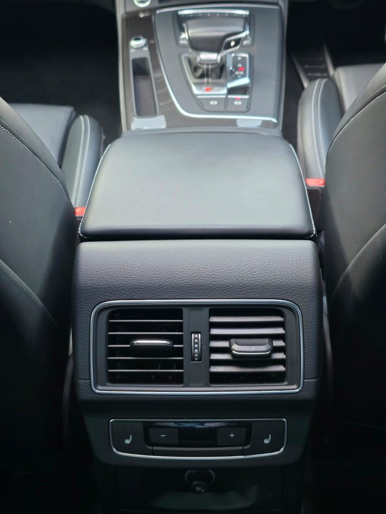 
								AUDI SQ5 full									