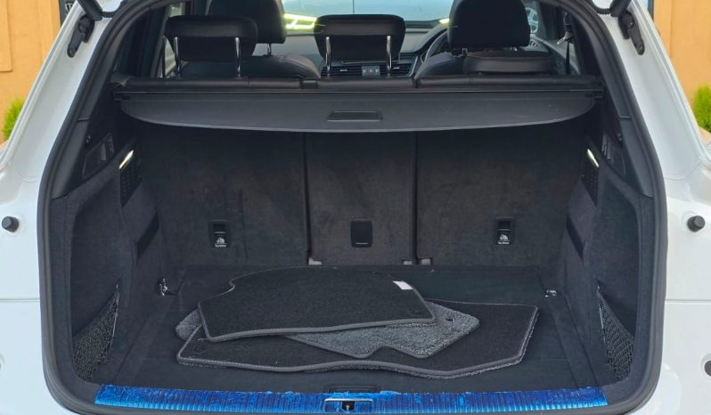 
								AUDI SQ5 full									
