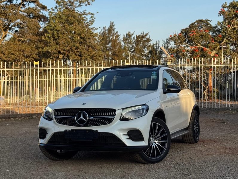 
								MERCEDES-BENZ GLC43 AMG full									