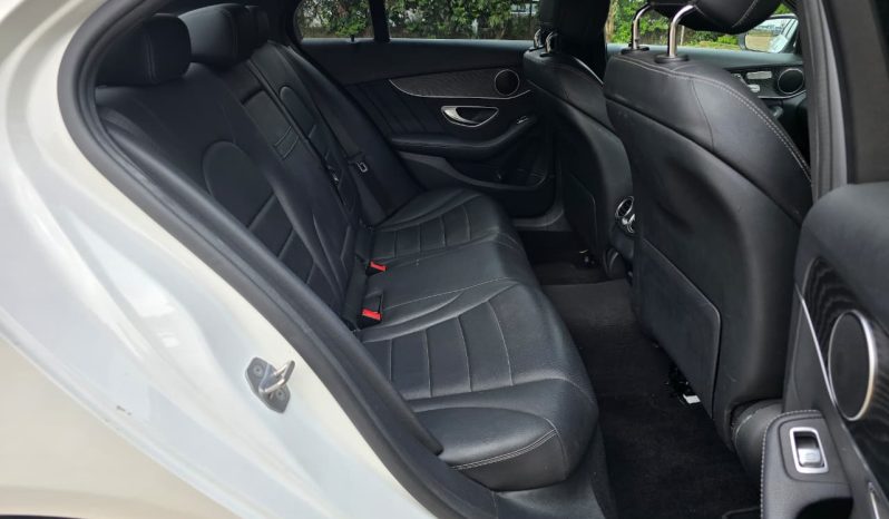 
								MERCEDES-BENZ C200 full									