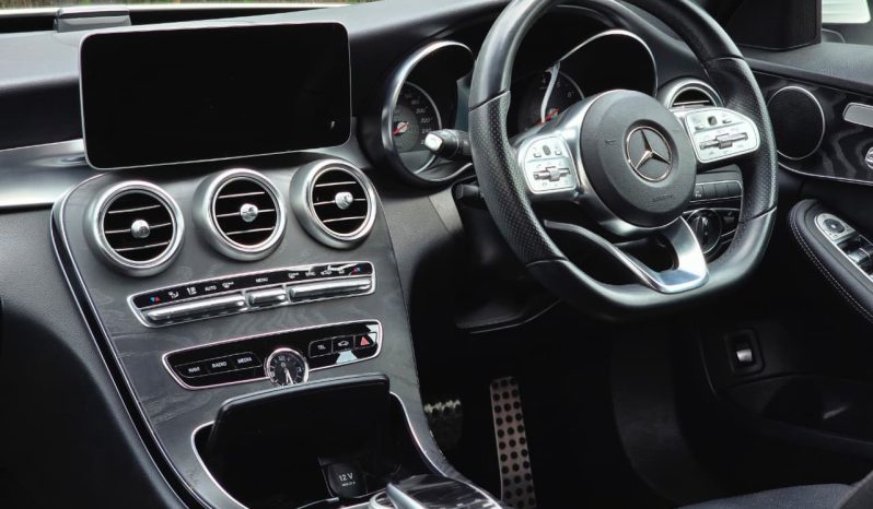 
								MERCEDES-BENZ C200 full									