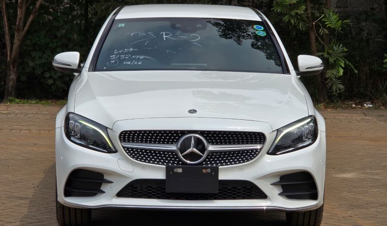 
								MERCEDES-BENZ C200 full									