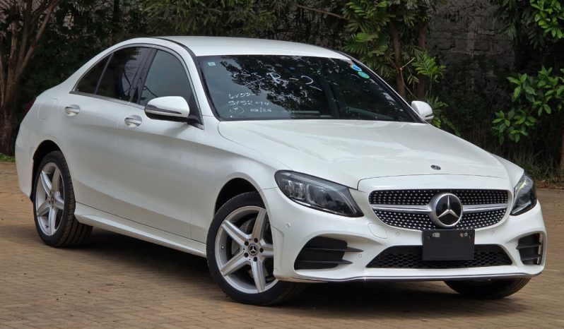 
								MERCEDES-BENZ C200 full									